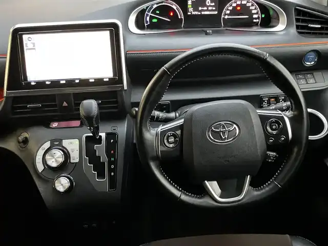 トヨタ シエンタ ハイブリッド G クエロ 山口県 2019(令1)年 7.5万km ホワイトパールクリスタルシャイン モデリスタアンダーエアロ/純正9型メモリーナビ＆フルセグTV/パノラミックビューカメラ/純正フロアマット/純正ドアバイザー/社外15インチアルミ/両側パワースライドドア/クルーズコントロール/オートライト/オートハイビーム/ステアリングヒーター/フロントシートヒーター/ビルトインETC2.0