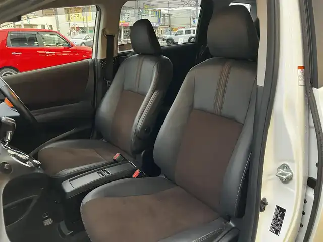 トヨタ シエンタ ハイブリッド G クエロ 山口県 2019(令1)年 7.5万km ホワイトパールクリスタルシャイン モデリスタアンダーエアロ/純正9型メモリーナビ＆フルセグTV/パノラミックビューカメラ/純正フロアマット/純正ドアバイザー/社外15インチアルミ/両側パワースライドドア/クルーズコントロール/オートライト/オートハイビーム/ステアリングヒーター/フロントシートヒーター/ビルトインETC2.0