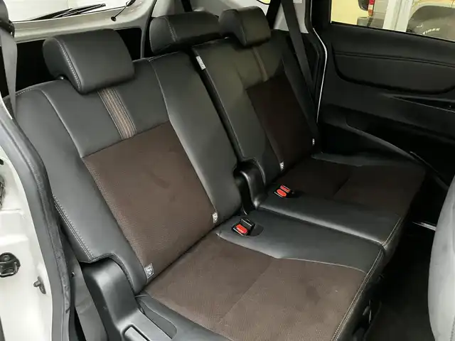 トヨタ シエンタ ハイブリッド G クエロ 山口県 2019(令1)年 7.5万km ホワイトパールクリスタルシャイン モデリスタアンダーエアロ/純正9型メモリーナビ＆フルセグTV/パノラミックビューカメラ/純正フロアマット/純正ドアバイザー/社外15インチアルミ/両側パワースライドドア/クルーズコントロール/オートライト/オートハイビーム/ステアリングヒーター/フロントシートヒーター/ビルトインETC2.0