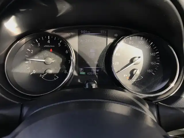 日産 エクストレイル 20X 鳥取県 2017(平29)年 6.2万km ダイヤモンドブラック ７人乗り3列シート/純正ナビ/フルセグ/CD/DVD/BT/純正11インチフリップダウンモニター/アラウンドビューモニター/エマージェンシーブレーキ/前後クリアランスソナー/インテリジェントルームミラー/ETC/パワーバックドア/LEDヘットライト/合皮レザーシート/純正18インチアルミホイール/プッシュエンジンスタート/アイドリングストップ/スペアキー/フロアマット・ドアバイザー