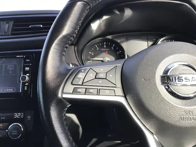 日産 エクストレイル 20X 鳥取県 2017(平29)年 6.2万km ダイヤモンドブラック ７人乗り3列シート/純正ナビ/フルセグ/CD/DVD/BT/純正11インチフリップダウンモニター/アラウンドビューモニター/エマージェンシーブレーキ/前後クリアランスソナー/インテリジェントルームミラー/ETC/パワーバックドア/LEDヘットライト/合皮レザーシート/純正18インチアルミホイール/プッシュエンジンスタート/アイドリングストップ/スペアキー/フロアマット・ドアバイザー