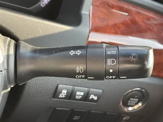 トヨタ ヴェルファイア 3．5Z プラチナセレクション 滋賀県 2010(平22)年 5万km ホワイトパールクリスタルシャイン サンルーフ/純正HDDナビ/(フルセグTV CD DVD Bluetooth)/バックカメラ/ALPINE製リヤモニター/両側パワースライドドア/クルーズコントロール/ウッドコンビステアリング/ステアリングリモコン/プッシュスタート/スマートキー×２/ドライブレコーダー/ETC/電動格納ミラー/ウインカーミラー/ドアバイザー/純正フロアマット