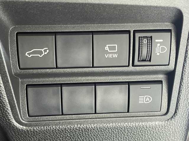 トヨタ ヤリスクロス ハイブリッド Z 神奈川県 2021(令3)年 1.1万km ブラックマイカ/ホワイトパールクリスタルシャイン 2トーン 純正8インチナビ/パノラマビューモニター/トヨタセーフティセンス/ワンオーナー/ETC2.0 /LEDライト/シートヒーター/パワーシート/ドライブレコーダー/追従クルーズコントロール/純正18インチAW/スマートキー/純正フロアマット/ステアリングスイッチ/プッシュスタート/パワーバックドア/オートライト/オートマチックハイビーム/ルーフレール/取扱説明書/保証書/電格格納ミラー/電動パーキングブレーキ/ブレーキオートホールド/プリクラッシュセーフティ/レーンディバーチャーアラート/レーントレーシングアシスト