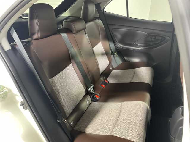 トヨタ ヤリスクロス ハイブリッド Z 神奈川県 2021(令3)年 1.1万km ブラックマイカ/ホワイトパールクリスタルシャイン 2トーン 純正8インチナビ/パノラマビューモニター/トヨタセーフティセンス/ワンオーナー/ETC2.0 /LEDライト/シートヒーター/パワーシート/ドライブレコーダー/追従クルーズコントロール/純正18インチAW/スマートキー/純正フロアマット/ステアリングスイッチ/プッシュスタート/パワーバックドア/オートライト/オートマチックハイビーム/ルーフレール/取扱説明書/保証書/電格格納ミラー/電動パーキングブレーキ/ブレーキオートホールド/プリクラッシュセーフティ/レーンディバーチャーアラート/レーントレーシングアシスト