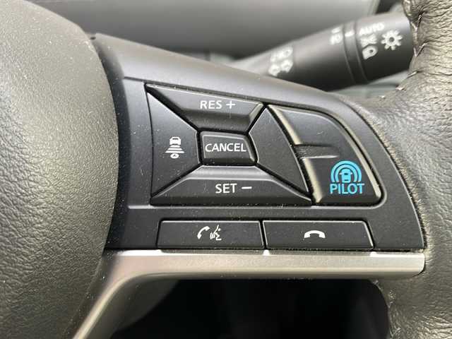 日産 セレナ e－パワー ハイウェイスター V 山形県 2021(令3)年 2.3万km ダイヤモンドブラック ワンオーナー/純正10インチナビ/CD/DVD/フルセグTV/Bluetooth/純正フリップダウンモニター/TVキャンセラー/アラウンドビューモニター/プロパイロット/両側パワースライドドア/前席シートヒーター/ステアリングヒーター/社外シートカバー/デジタルインナーミラー/LEDヘッドライト/純正ドライブレコーダー/純正リモコンエンジンスターター/スペアキー/社外アルミ（スタッドレス装着）車載