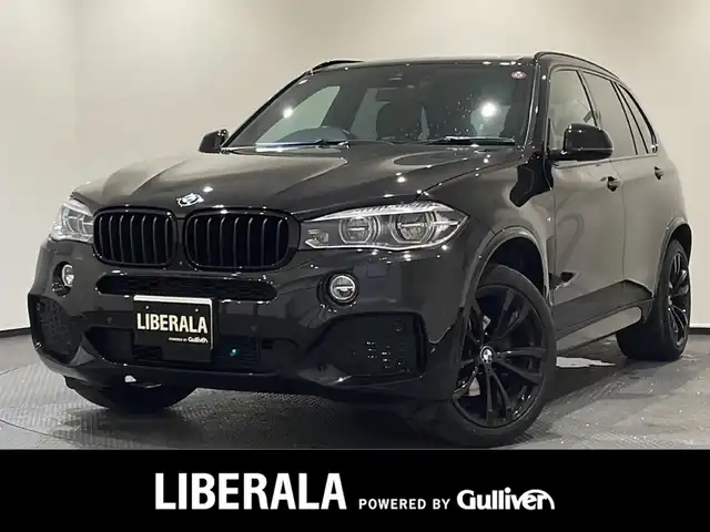 ＢＭＷ Ｘ５ xDrive 35d Mスポーツ 新潟県 2018(平30)年 4.3万km サファイアブラックP X5特別仕様車リミテッドブラック装備110台限定装備/・Mパフォーマンスキドニーグリル（ブラック）/・20インチMライトアロイホイール ダブルスポーク スタイリング/・ダコタレザーシート（ブラック）/・アルミニウムヘキサゴントリム（特別装備）/・電動パノラマガラスサンルーフ/・リアシートヒーティング/・ソフトクローズドア/・12V電源ソケット/・アダプティブLEDヘッドライト/・harman/kardonサラウンドサウンドシステム/・Mパフォーマンスアルミニウムペダル/・BMWヘッドアップ・ディスプレイ/・専用バッジ（シリアルナンバー入り100/47）/標準装備/・パークディスタンスコントロール/・360度カメラ/・アダプティブクルーズコントロール/・ダウンヒルアシストコントロール/・レーンキープアシスト/・前後シートヒーター/スペアキー/保証書/取扱説明書