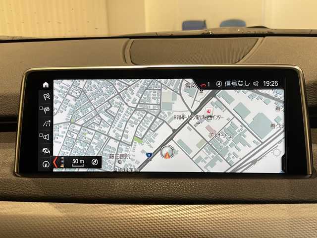 ＢＭＷ Ｘ５ xDrive 35d Mスポーツ 新潟県 2018(平30)年 4.3万km サファイアブラックP X5特別仕様車リミテッドブラック装備110台限定装備/・Mパフォーマンスキドニーグリル（ブラック）/・20インチMライトアロイホイール ダブルスポーク スタイリング/・ダコタレザーシート（ブラック）/・アルミニウムヘキサゴントリム（特別装備）/・電動パノラマガラスサンルーフ/・リアシートヒーティング/・ソフトクローズドア/・12V電源ソケット/・アダプティブLEDヘッドライト/・harman/kardonサラウンドサウンドシステム/・Mパフォーマンスアルミニウムペダル/・BMWヘッドアップ・ディスプレイ/・専用バッジ（シリアルナンバー入り100/47）/標準装備/・パークディスタンスコントロール/・360度カメラ/・アダプティブクルーズコントロール/・ダウンヒルアシストコントロール/・レーンキープアシスト/・前後シートヒーター/スペアキー/保証書/取扱説明書