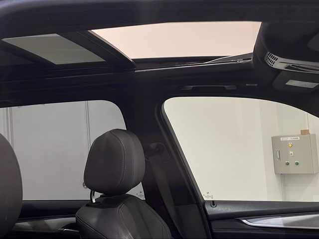 ＢＭＷ Ｘ５ xDrive 35d Mスポーツ 新潟県 2018(平30)年 4.3万km サファイアブラックP X5特別仕様車リミテッドブラック装備110台限定装備/・Mパフォーマンスキドニーグリル（ブラック）/・20インチMライトアロイホイール ダブルスポーク スタイリング/・ダコタレザーシート（ブラック）/・アルミニウムヘキサゴントリム（特別装備）/・電動パノラマガラスサンルーフ/・リアシートヒーティング/・ソフトクローズドア/・12V電源ソケット/・アダプティブLEDヘッドライト/・harman/kardonサラウンドサウンドシステム/・Mパフォーマンスアルミニウムペダル/・BMWヘッドアップ・ディスプレイ/・専用バッジ（シリアルナンバー入り100/47）/標準装備/・パークディスタンスコントロール/・360度カメラ/・アダプティブクルーズコントロール/・ダウンヒルアシストコントロール/・レーンキープアシスト/・前後シートヒーター/スペアキー/保証書/取扱説明書