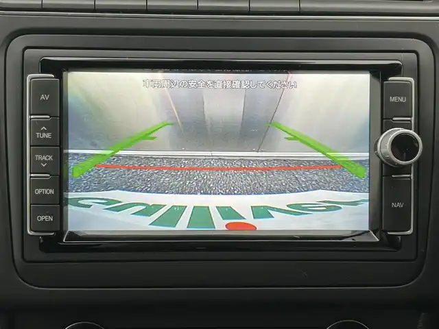 フォルクスワーゲン ポロ TSIコンフォートL アップグレードPKG 東京都 2015(平27)年 2.7万km 茶 純正SDナビ/　DVD/CD/Bluetooth/MSV/バックカメラ/アダプティブクルーズコントロール/15インチアルミホイール/ETC/パドルシフト/ステアリングスイッチ/オートライト/フォグランプ/レインセンサー/アームレスト/フルオートエアコン/フロアマット/キーレスキー/スペアキー/電動格納ミラー/保証書/取扱説明書