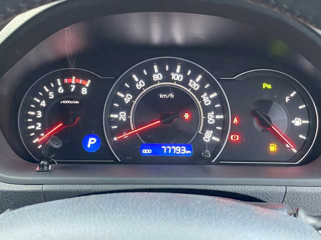 トヨタ ヴォクシー ZS 煌Ⅱ 沖縄県 2019(平31)年 7.8万km ブラック 社外９インチナビ・TV・Bluetooth・CD・DVD/両側パワースライドドア/バックカメラ/ETC/衝突軽減システム/オートライト/レーンキープアシスト/コーナーセンサー/電動格納ミラー/ステアリングスイッチ/革巻きステアリング/リアロールサンシェード/LEDヘッドライト