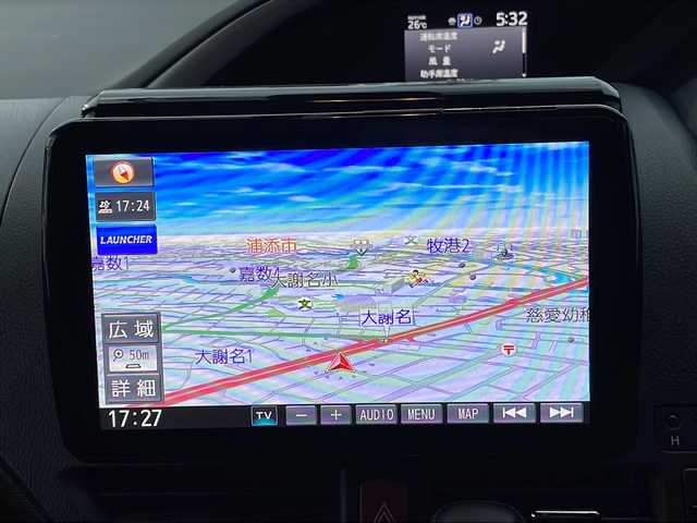 トヨタ ヴォクシー ZS 煌Ⅱ 沖縄県 2019(平31)年 7.8万km ブラック 社外９インチナビ・TV・Bluetooth・CD・DVD/両側パワースライドドア/バックカメラ/ETC/衝突軽減システム/オートライト/レーンキープアシスト/コーナーセンサー/電動格納ミラー/ステアリングスイッチ/革巻きステアリング/リアロールサンシェード/LEDヘッドライト