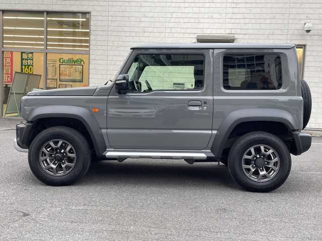 スズキ ジムニー シエラ JC 埼玉県 2023(令5)年 3.6万km ミディアムグレー 登録時35/161Km/ワンオーナー/フレックス4WD/純正メモリナビ(CN-HZ885)/フルセグ/CD/DVD/BT/SD/クルーズコントロール/バックカメラ/コーナーセンサー/レーンキープアシスト/ヒルディセントコントロール/衝突軽減システム/ドライブレコーダー(CA-DRZ3DXB)/シートヒーター/純正15インチアルミ/LEDヘッドライト/オートライト/電動格納ミラー/ウィンカーミラー/革巻きハンドル/ステアリングリモコン/ビルトインETC2.0/背面タイヤ/純正ラバーフロアマット/スマートキー/プッシュスタート/アイドリングストップ/保証書/取扱説明書/ナビ取扱説明書