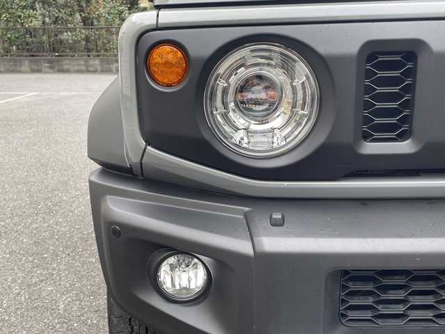 スズキ ジムニー シエラ JC 埼玉県 2023(令5)年 3.6万km ミディアムグレー 登録時35/161Km/ワンオーナー/フレックス4WD/純正メモリナビ(CN-HZ885)/フルセグ/CD/DVD/BT/SD/クルーズコントロール/バックカメラ/コーナーセンサー/レーンキープアシスト/ヒルディセントコントロール/衝突軽減システム/ドライブレコーダー(CA-DRZ3DXB)/シートヒーター/純正15インチアルミ/LEDヘッドライト/オートライト/電動格納ミラー/ウィンカーミラー/革巻きハンドル/ステアリングリモコン/ビルトインETC2.0/背面タイヤ/純正ラバーフロアマット/スマートキー/プッシュスタート/アイドリングストップ/保証書/取扱説明書/ナビ取扱説明書