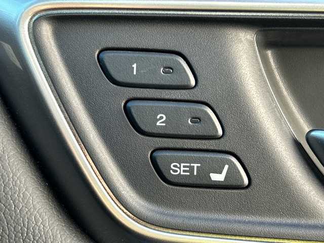 ホンダ ＣＲ－Ｖ EX・マスターピース 茨城県 2018(平30)年 6万km ルーセブラックM 7人乗り/４WD/ワンオーナー/純正メモリナビ【VRU-195cvi】/(地デジTV・CD・DVD・BT・ラジオ再生)/サンルーフ/レーダークルーズコントロール/レーンアシスト/衝突軽減ブレーキ/本革レザーシート/シートヒーター/パワーシート/バックカメラ/ビルトインETC/ドライブレコーダー/オートライト/LEDヘッドライト/純正18inアルミホイール/純正フロアマット/スマートキー/スペアキー/取扱説明書/保証書