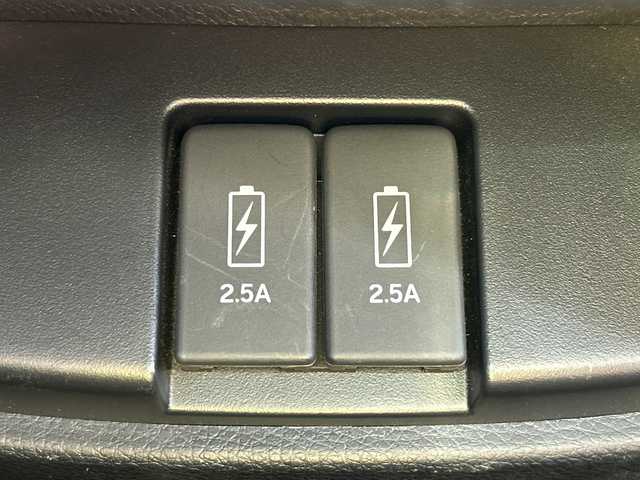 ホンダ ＣＲ－Ｖ EX・マスターピース 茨城県 2018(平30)年 6万km ルーセブラックM 7人乗り/４WD/ワンオーナー/純正メモリナビ【VRU-195cvi】/(地デジTV・CD・DVD・BT・ラジオ再生)/サンルーフ/レーダークルーズコントロール/レーンアシスト/衝突軽減ブレーキ/本革レザーシート/シートヒーター/パワーシート/バックカメラ/ビルトインETC/ドライブレコーダー/オートライト/LEDヘッドライト/純正18inアルミホイール/純正フロアマット/スマートキー/スペアキー/取扱説明書/保証書