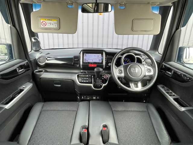 ホンダ Ｎ ＢＯＸ カスタム G ターボ Lパッケージ 青森県 2016(平28)年 4.2万km スマートブラック スマートキー/スタートボタン/4WD/クルーズコントロール/ABS/横滑り防止/盗難防止/パドルシフト/前席シートヒーター/両側パワースライドドア/純正HDDナビ/（CD・DVD・SD・Bluetooth）/フルセグTV/リア席サンシェード/オートエアコン/（プラズマクラスター搭載）/HIDヘッドライト/LEDフォグランプ/LEDポジションランプ/純正15AW有/純正フロアマット