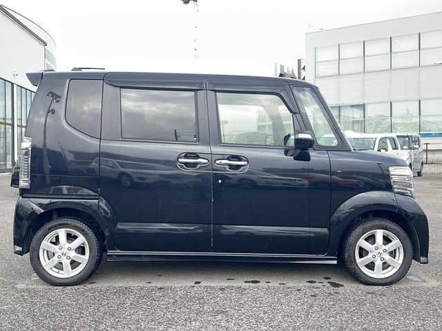 ホンダ Ｎ ＢＯＸ カスタム G ターボ Lパッケージ 青森県 2016(平28)年 4.2万km スマートブラック ・4WD/・純正フルセグナビTV/・CD・DVD・SD・Bluetooth/・クルーズコントロール/・横滑り抑制装置/・盗難防止装置/・パドルシフト/・前席シートヒーター/・両側パワースライドドア/・フルセグTV/・リア席サンシェード/・オートエアコン/・HIDヘッドライト/・LEDフォグランプ/・LEDポジションランプ/・純正15AW有/・純正フロアマット/・保証書/・取扱説明書