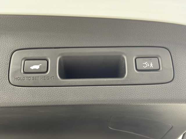 ホンダ ヴェゼル ハイブリッド e:HEV Z 埼玉県 2021(令3)年 3万km プラチナホワイトパール Ｈｏｎｄａ　ＳＥＮＳＩＮＧ　/純正ナビ/（FM/AM/BT/TV/USB/スマホ連携）/コーナーセンサー　/ブラインドスポットモニター　/ビルトインＥＴＣ２．０　/ワイヤレス充電器　/ヒーデットミラー　/前席シートヒーター　/ハーフレザーシート/ハンドルヒーター　/革巻きハンドル/全方位カメラ/電動リアゲート/ウインカーミラー/プッシュスタート/スマートキー×2