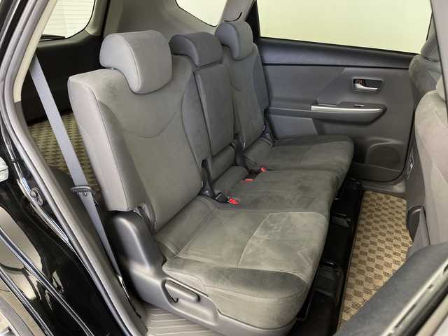 トヨタ プリウス α S 鹿児島県 2012(平24)年 12.9万km ブラック 純正ナビ/（AM/FM/Bluetooth）/オートライト/ステアリングリモコン/スマートキー/ETC/電格ミラー/ヘッドライトウォッシャー/フロアマット/純正ドアバイザー/横滑り防止装置