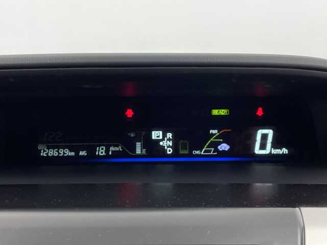 トヨタ プリウス α S 鹿児島県 2012(平24)年 12.9万km ブラック 純正ナビ/（AM/FM/Bluetooth）/オートライト/ステアリングリモコン/スマートキー/ETC/電格ミラー/ヘッドライトウォッシャー/フロアマット/純正ドアバイザー/横滑り防止装置
