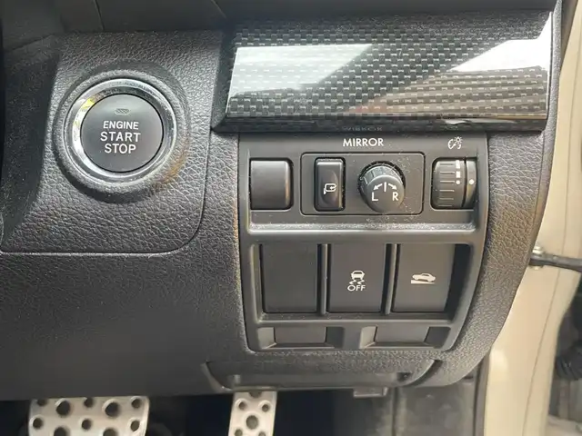 スバル レガシィ ツーリングワゴン 2．0GT DIT アイサイト 静岡県 2012(平24)年 11.1万km サテンホワイトパール ワンオーナー/サンルーフ/マッキントッシュ/純正メーカーナビ/DVD/CD/MSV/BT/バックカメラ/黒革シート/前席シートヒーター/前席パワーシート/運転席シートメモリー/衝突軽減ブレーキ/レーンキープアシスト/レーダークルーズコントロール/HIDヘッドライト/ETC/ステアリングスイッチ/純正18インチAW/保証書/取扱説明書/ナビ取扱説明書/H29/R3/R5点検記録簿有