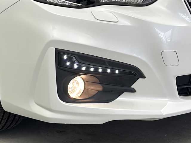 スバル インプレッサ スポーツ 1．6i－Lアイサイト 千葉県 2017(平29)年 3.5万km クリスタルホワイトP 社外７インチSDナビ（AVIC-RZ99）/・TV/CD/DVD/ブルートゥース/バックカメラ/電動パーキングブレーキ/nanoeエアコン/アイサイト/・自動ブレーキ/・レーンキープアシスト/・BSM/レーダークルーズコントロール/純正１６インチAW/ETC