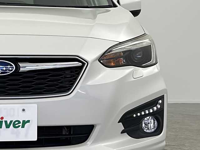 スバル インプレッサ スポーツ 1．6i－Lアイサイト 千葉県 2017(平29)年 3.5万km クリスタルホワイトP 社外７インチSDナビ（AVIC-RZ99）/・TV/CD/DVD/ブルートゥース/バックカメラ/電動パーキングブレーキ/nanoeエアコン/アイサイト/・自動ブレーキ/・レーンキープアシスト/・BSM/レーダークルーズコントロール/純正１６インチAW/ETC