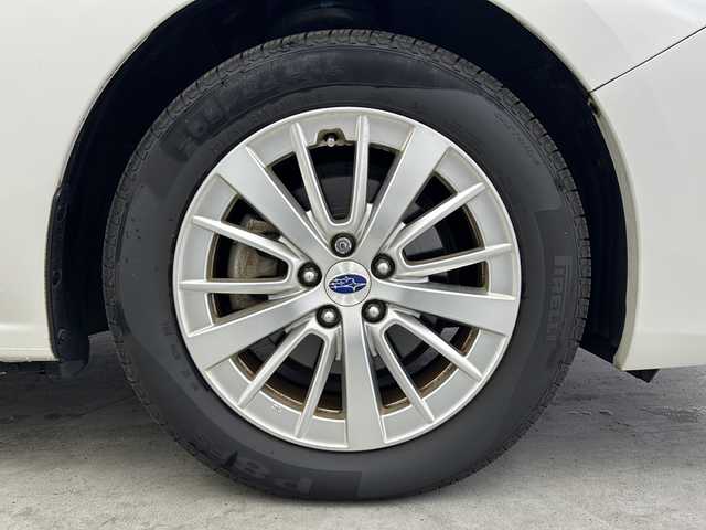 スバル インプレッサ スポーツ 1．6i－Lアイサイト 千葉県 2017(平29)年 3.5万km クリスタルホワイトP 社外７インチSDナビ（AVIC-RZ99）/・TV/CD/DVD/ブルートゥース/バックカメラ/電動パーキングブレーキ/nanoeエアコン/アイサイト/・自動ブレーキ/・レーンキープアシスト/・BSM/レーダークルーズコントロール/純正１６インチAW/ETC