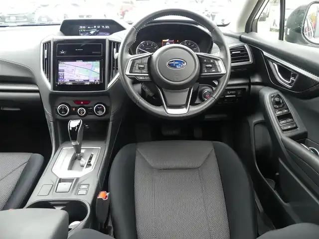 スバル インプレッサ スポーツ 1．6i－Lアイサイト 千葉県 2017(平29)年 3.5万km クリスタルホワイトP アイサイト/スバルリヤビークルディテクション/レーダークルーズコントロール/社外メモリーナビ/地デジTV/【DVD/CD再生機能　Bluetooth接続】/バックカメラ/ドライブレコーダー/革巻きステアリング/パドルシフト/ETC/LEDヘッドライト/フォグライト/純正16インチアルミホイル/サイド/カーテンエアバッグ/キーレスアクセス