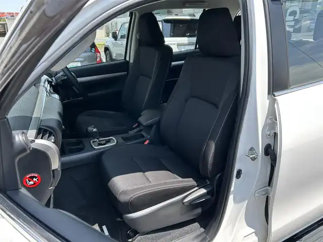 トヨタ ハイラックス Z 岩手県 2021(令3)年 7.8万km スーパーホワイトⅡ ワンオーナー/トヨタセーフティセンス　/純正SDナビ(型式NSZT-W68T）/(CD、DVD、BT、HDMI)/フルセグTV　/バックカメラ　/レーダークルーズコントロール/ETC2.0　/ドライブレコーダー　/スマートキー×２　/スペアキー/ドアバイザー/フロアマット/DAC　/保証書　取説　ナビ取説