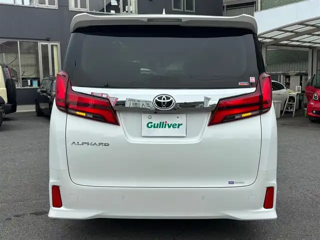 トヨタ アルファード S Cパッケージ 京都府 2022(令4)年 4.6万km ホワイトパールクリスタルシャイン ワンオーナー/ツインムーンルーフ/両側パワースライドドア/パワーバックドア/セーフティセンス/・プリクラッシュセーフティ/・レーントレーシングアシスト/・ロードサインアシスト/・アダプティブハイビーム/・レーザークルーズコントロール/純正9インチディスプレイオーディオ/・ナビ/・フルセグTV/・CD/DVD再生/・BT接続/・バックカメラ/リアエンターテイメントシステム/ETC/レザーシート/・前席/2列目パワーシート/・前席シートヒーター/ベンチレーション/・助手席/2列目オットマン/デジタルインナーミラー/ブラインドスポットモニター/パーキングサポートブレーキ/レザー×ウッドコンビステアリング/・ステアリモコン/・ステアヒーター/3眼LEDヘッドライト/LEDフォグランプ/シーケンシャルターンランプ/純正18インチアルミホイール/プッシュスタート/スマートキー×2個/車両取説/ナビ取説/車両保証書