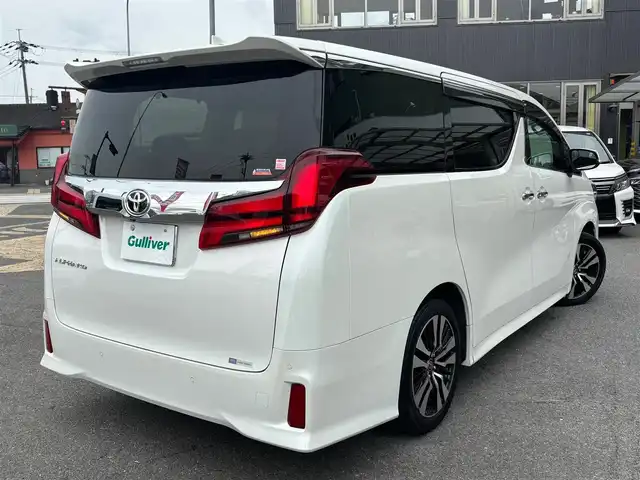 トヨタ アルファード S Cパッケージ 京都府 2022(令4)年 4.6万km ホワイトパールクリスタルシャイン ワンオーナー/ツインムーンルーフ/両側パワースライドドア/パワーバックドア/セーフティセンス/・プリクラッシュセーフティ/・レーントレーシングアシスト/・ロードサインアシスト/・アダプティブハイビーム/・レーザークルーズコントロール/純正9インチディスプレイオーディオ/・ナビ/・フルセグTV/・CD/DVD再生/・BT接続/・バックカメラ/リアエンターテイメントシステム/ETC/レザーシート/・前席/2列目パワーシート/・前席シートヒーター/ベンチレーション/・助手席/2列目オットマン/デジタルインナーミラー/ブラインドスポットモニター/パーキングサポートブレーキ/レザー×ウッドコンビステアリング/・ステアリモコン/・ステアヒーター/3眼LEDヘッドライト/LEDフォグランプ/シーケンシャルターンランプ/純正18インチアルミホイール/プッシュスタート/スマートキー×2個/車両取説/ナビ取説/車両保証書