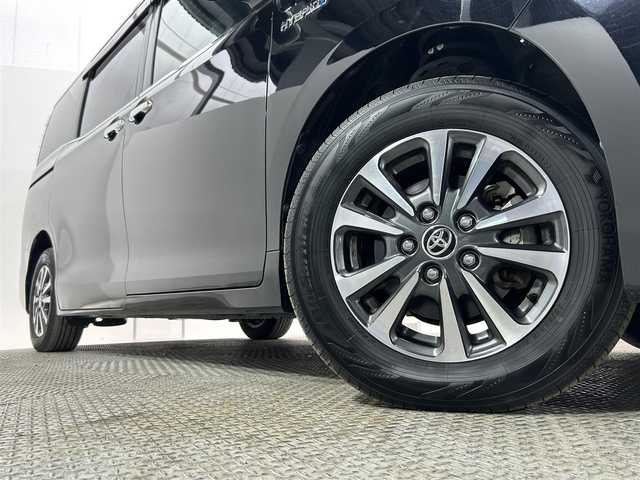 トヨタ エスクァイア ハイブリッド Gi プレミアムパッケージ ブラックテーラード 大阪府 2019(平31)年 2.2万km ブラック 純正10incナビ(フルセグ/DVD再生/Bluetooth) バックカメラ ETC 両側パワースライドドア ハーフレザー シートヒーター ハンドルヒーター 衝突軽減 クルコン トヨタセーフティセンス