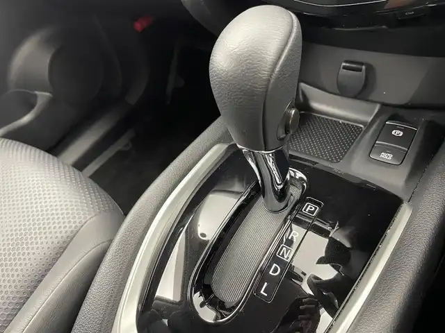 日産 エクストレイル 20Xi 富山県 2020(令2)年 4万km ブリリアントホワイトパール 4WD/社外ナビ（DVD bluetooth）/フルセグTV/HDMI端子/360度カメラ/前後コーナーセンサー/ETC/前後席シートヒーター /プロパイロット/エマージェンシーブレーキ/レーンキープ/ブラインドスポット/パワーバックドア（フットオープン可）/スマートキー＋プッシュスタート/LEDヘッドライト、フォグ/ルーフレール/デジタルインナーミラー/オートホールド /純正マット・バイザー