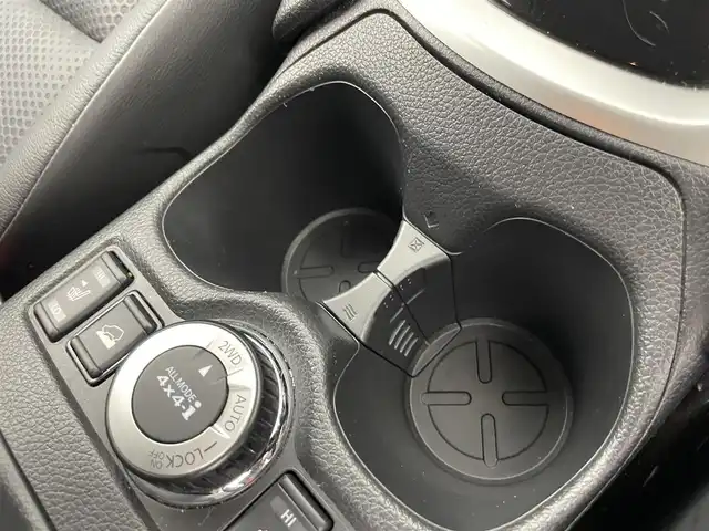 日産 エクストレイル 20Xi 富山県 2020(令2)年 4万km ブリリアントホワイトパール 4WD/社外ナビ（DVD bluetooth）/フルセグTV/HDMI端子/360度カメラ/前後コーナーセンサー/ETC/前後席シートヒーター /プロパイロット/エマージェンシーブレーキ/レーンキープ/ブラインドスポット/パワーバックドア（フットオープン可）/スマートキー＋プッシュスタート/LEDヘッドライト、フォグ/ルーフレール/デジタルインナーミラー/オートホールド /純正マット・バイザー