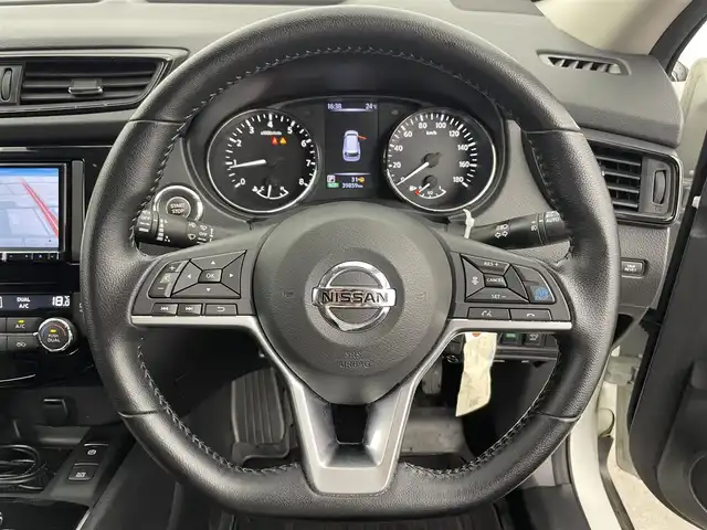 日産 エクストレイル 20Xi 富山県 2020(令2)年 4万km ブリリアントホワイトパール 4WD/社外ナビ（DVD bluetooth）/フルセグTV/HDMI端子/360度カメラ/前後コーナーセンサー/ETC/前後席シートヒーター /プロパイロット/エマージェンシーブレーキ/レーンキープ/ブラインドスポット/パワーバックドア（フットオープン可）/スマートキー＋プッシュスタート/LEDヘッドライト、フォグ/ルーフレール/デジタルインナーミラー/オートホールド /純正マット・バイザー