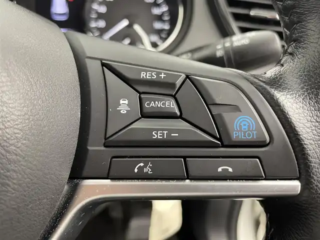 日産 エクストレイル 20Xi 富山県 2020(令2)年 4万km ブリリアントホワイトパール 4WD/社外ナビ（DVD bluetooth）/フルセグTV/HDMI端子/360度カメラ/前後コーナーセンサー/ETC/前後席シートヒーター /プロパイロット/エマージェンシーブレーキ/レーンキープ/ブラインドスポット/パワーバックドア（フットオープン可）/スマートキー＋プッシュスタート/LEDヘッドライト、フォグ/ルーフレール/デジタルインナーミラー/オートホールド /純正マット・バイザー