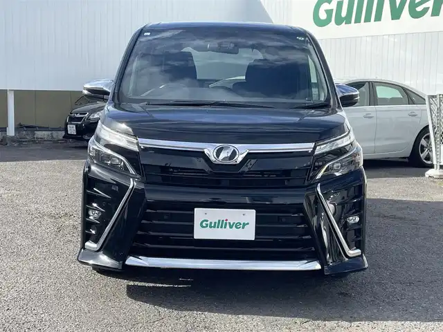 トヨタ ヴォクシー ZS 煌Ⅱ 福島県 2019(令1)年 5.1万km ブラック ワンオーナー/ＡＬＰＩＮＥ：ＳＤナビ/フルセグＴＶ/ＣＤ・ＤＶＤ/ＦＭ・ＡＭ/Ｂｌｕｅｔｏｏｔｈ/バックカメラ/両側パワースライドドア/レーンアシスト/クルーズコントロール/ＥＴＣ