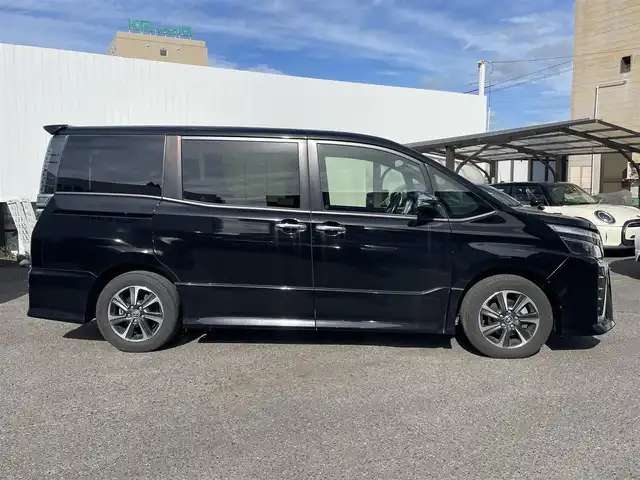 トヨタ ヴォクシー ZS 煌Ⅱ 福島県 2019(令1)年 5.1万km ブラック ワンオーナー/ＡＬＰＩＮＥ：ＳＤナビ/フルセグＴＶ/ＣＤ・ＤＶＤ/ＦＭ・ＡＭ/Ｂｌｕｅｔｏｏｔｈ/バックカメラ/両側パワースライドドア/レーンアシスト/クルーズコントロール/ＥＴＣ