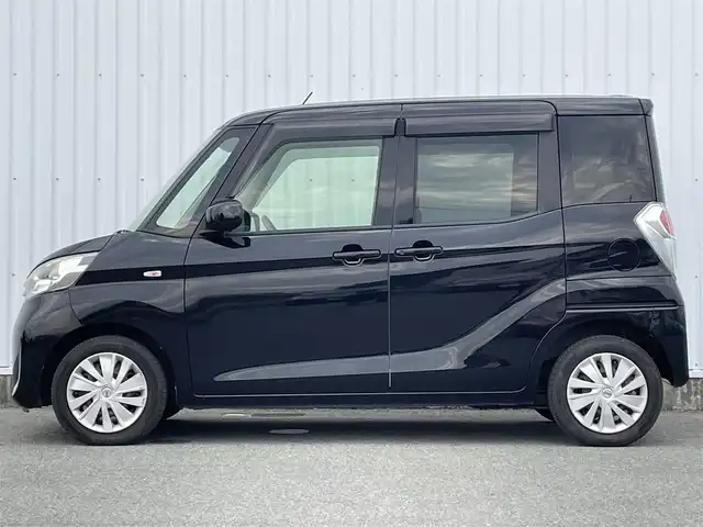 日産 デイズ ルークス X 福岡県 2014(平26)年 5.1万km ブラック 純正ナビ（ＭＰ３１４Ｄ－Ｗ）/フルセグTV/CD/DVD/BT/SD/AUX/アラウンドビューモニター/パワースライドドア/アイドリングストップ/スマートキー/プッシュスタート/ＥＴＣ/前後ドラレコ/オートエアコン/電動格納ミラー/ヘッドライトレベライザー/シートバックテーブル/ロールサンシェード/ベンチシート/ドアバイザー