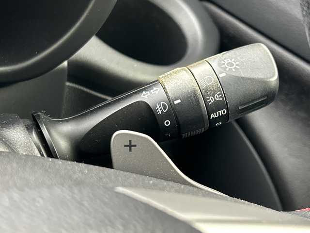 ダイハツ キャスト スポーツ SAⅡ 愛知県 2015(平27)年 3.6万km ブラックマイカメタリック 純正ナビ/・Ｂｌｕｅｔｏｏｔｈ/・ＤＶＤ/・SD音楽録音/バックカメラ/運転席シートヒーター/前方ドラレコ/ＥＴＣ/衝突軽減/レーンキープアシスト/オートハイビーム/ＭＯＭＯステアリング/フォグランプ