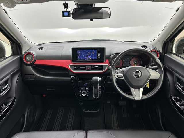 ダイハツ キャスト スポーツ SAⅡ 愛知県 2015(平27)年 3.6万km ブラックマイカメタリック 純正ナビ/・Ｂｌｕｅｔｏｏｔｈ/・ＤＶＤ/・SD音楽録音/バックカメラ/運転席シートヒーター/前方ドラレコ/ＥＴＣ/衝突軽減/レーンキープアシスト/オートハイビーム/ＭＯＭＯステアリング/フォグランプ