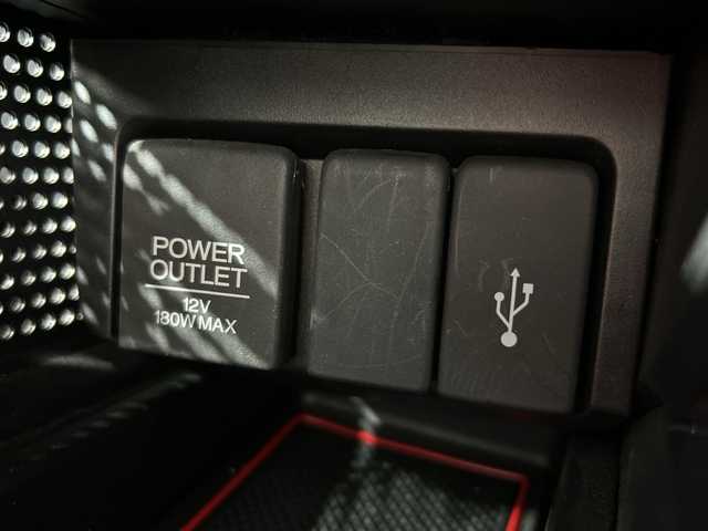 ホンダ Ｓ６６０ α 神奈川県 2018(平30)年 8.2万km プレミアムスターホワイトP 純正ナビ/Ｂｌｕｅｔｏｏｔｈ/バックカメラ/ＨＫＳ車高調/ＣＴＢＡ/革調シートカバー/ハーフレザーシート/純正アルミホイール/６速ＭＴ/クルーズコントロール/プッシュスタート/スマートキー/新車時保証書/取扱説明書/スペアキー