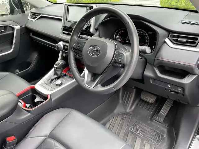 トヨタ ＲＡＶ４ アドベンチャー オフロードPKG 岩手県 2021(令3)年 2.6万km アティチュードブラックマイカ 4WD/プリクラッシュセーフティー/社外SDナビ/フルセグTV/BT/DVD/バックカメラ/レーダークルーズコントロール/純正LEDヘッドライト/純正フォグランプ/バックフォグランプ/オートハイビーム/黒レザーシート/前後カメラドライブレコーダー/スマートキー/ETC/保証書/取扱説明書