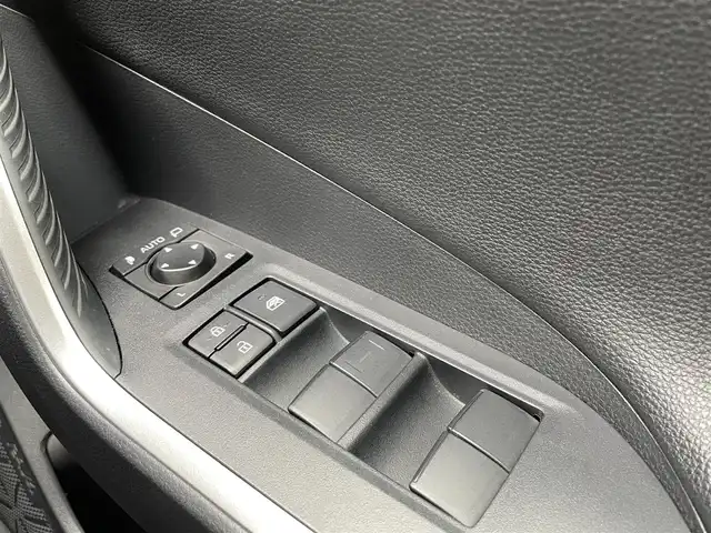 トヨタ ＲＡＶ４ アドベンチャー オフロードPKG 岩手県 2021(令3)年 2.6万km アティチュードブラックマイカ 4WD/プリクラッシュセーフティー/社外SDナビ/フルセグTV/BT/DVD/バックカメラ/レーダークルーズコントロール/純正LEDヘッドライト/純正フォグランプ/バックフォグランプ/オートハイビーム/黒レザーシート/前後カメラドライブレコーダー/スマートキー/ETC/保証書/取扱説明書