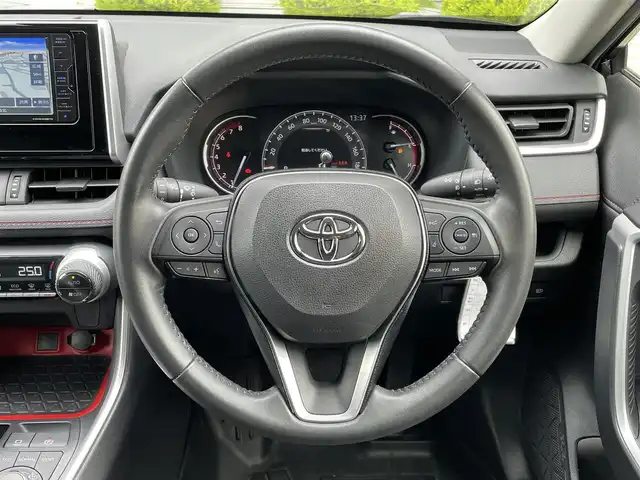 トヨタ ＲＡＶ４ アドベンチャー オフロードPKG 岩手県 2021(令3)年 2.6万km アティチュードブラックマイカ 4WD/プリクラッシュセーフティー/社外SDナビ/フルセグTV/BT/DVD/バックカメラ/レーダークルーズコントロール/純正LEDヘッドライト/純正フォグランプ/バックフォグランプ/オートハイビーム/黒レザーシート/前後カメラドライブレコーダー/スマートキー/ETC/保証書/取扱説明書