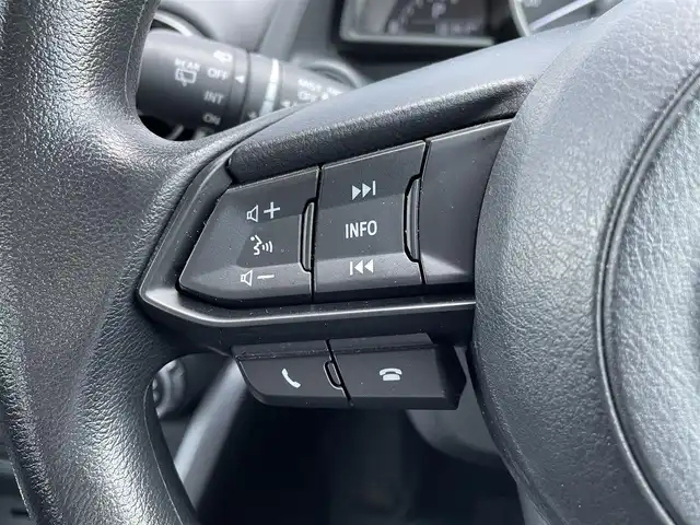 マツダ マツダ２ 15S スマートエディション 千葉県 2020(令2)年 1.4万km ディープクリムゾンマイカ 純正SDナビ/(フルセグTV/BT/CD/DVD/AM/FM)/全周囲カメラ/ブラインドスポットモニター/衝突被害軽減システム/車線逸脱警報/横滑り防止装置/ETC/アイドリングストップ/LEDヘッドライト/オートライト/ウィンカーミラー/電動格納ミラー/シートリフター/プッシュスタート/スマートキー/フロアマット/スペアキー/取扱説明書/保証書