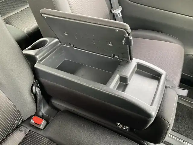 日産 セレナ ハイウェイスター プロパイロットED 静岡県 2017(平29)年 8万km マルーンレッド 2トーン エマージェンシーブレーキ/日産オリジナル9型ナビ（MM516D-L）/  ラジオ CD DVD SD Blu-ray Bluetooth/フルセグTV/フリップダウンモニター/前方ドライブレコーダー/ETC2.0/バックモニター/プロパイロット/両側パワースライドドア/電動パーキングブレーキ/オートブレーキホールド/レーンキープアシスト/LEDオートヘッドライト/フロントフォグランプ/リアロールサンシェード/純正16インチアルミホイール/純正フロアマット/インテリジェントキー×2本