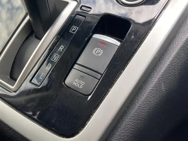 日産 セレナ ハイウェイスター プロパイロットED 静岡県 2017(平29)年 8万km マルーンレッド 2トーン エマージェンシーブレーキ/日産オリジナル9型ナビ（MM516D-L）/  ラジオ CD DVD SD Blu-ray Bluetooth/フルセグTV/フリップダウンモニター/前方ドライブレコーダー/ETC2.0/バックモニター/プロパイロット/両側パワースライドドア/電動パーキングブレーキ/オートブレーキホールド/レーンキープアシスト/LEDオートヘッドライト/フロントフォグランプ/リアロールサンシェード/純正16インチアルミホイール/純正フロアマット/インテリジェントキー×2本