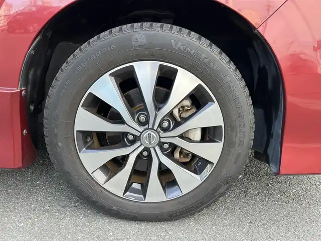 日産 セレナ ハイウェイスター プロパイロットED 静岡県 2017(平29)年 8万km マルーンレッド 2トーン エマージェンシーブレーキ/日産オリジナル9型ナビ（MM516D-L）/   CD DVD SD Blu-ray Bluetooth/フルセグTV/フリップダウンモニター/前方ドライブレコーダー/ETC2.0/バックモニター/プロパイロット/両側パワースライドドア/電動パーキングブレーキ/オートブレーキホールド/車線逸脱警報機能/LEDオートヘッドライト/フロントフォグランプ/リアロールサンシェード/純正16インチアルミホイール/純正フロアマット/インテリジェントキー×2本